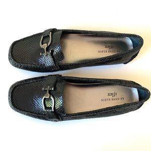 Anne Klein Black Driving Moccasin size 9
